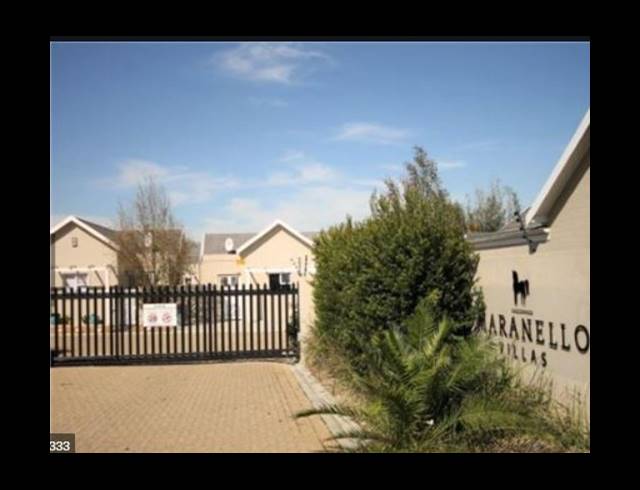 2 bed property to rent in BURGUNDY ESTATE